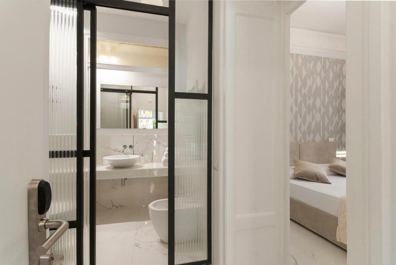 Bea Suites Luxury Rooms Рим Екстериор снимка